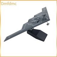B2 Model Airplane Model 1:200 Aircraft Airplane Collection Fighter Movable Wheels for Countertop Boy