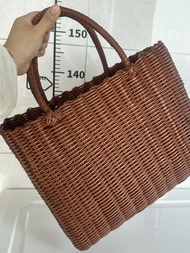 Plastic Rattan-like Woven Picnic Basket Shopping Basket Shopping Basket Portable Basket Outdoor Prop