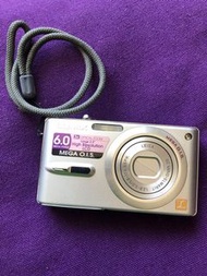 Panasonic LUMIX 數碼相機 （沒有電池）