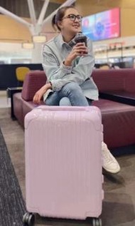 rimowa essential trunk plus size 33