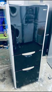 日立 Hitachi 迷你三門雪櫃 🐾 R-26 150cm高 珍珠黑 100%正常 九成新以上++全港包送貨及安裝 -- 二手雪櫃 // 二手電器* 電器 **冰箱 ** 家電 * 雪櫃 * 家居用