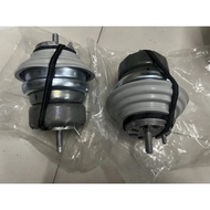 2 PCS Front Engine Motor Mount For Jaguar XF XJ 2008-2015 Diesel 2.2 2.7 3.0 C2Z13435 C2D6341 C2Z106