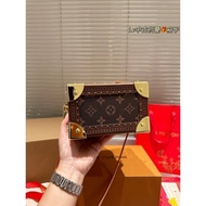 Or i g n a u t y Pure Leather Box Size 1 7 2 0 
 Luggage Super Lost Street Feeling