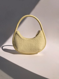 She (Sheaccessory) : Onigiri Hobo Bag - Fluffy Fur