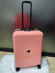 Delsey 26 inch luggage 特價先走一個