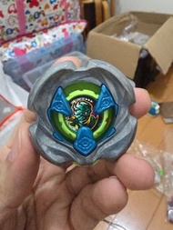 Beyblade 戰鬥陀螺 2手木乃伊淨面，古屍詛咒。可換女武神，美版蠻牛，NR軸（補錢），150固鎖（補錢）