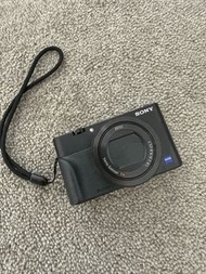 Sony DSC-RX100M5A 4K Compact Camera with Case