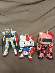 <素組>高達模型 HG 1/144 GUNDAM HGUC HGBF BUILD FIGHTER GUNDAM SEED EG 1/144 GUNDAM ZAKU II HELLO KITTY 渣古
