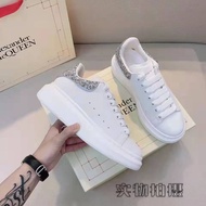 9006 Alexander Mcqueen Classic (Couple) รองเท้าลําลอง สําหรับผู้ชาย ผู้หญิง