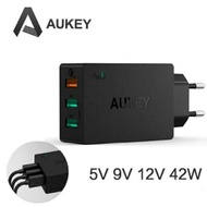 AUKEY QUALCOMM QUICK CHARGE 2.0 48 W TRIPLE PORTS WALL CHARGER