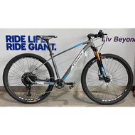 TRINX X8 PRO MOUNTAIN BIKES