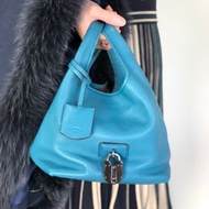 【 日本直送 名牌中古包 】LOEWE 羅威 LOEWE Calia PM 手提包 藍色 鎖頭造型 皮革 迷你包 vintage 古董 2t2tsk