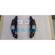 TOYOTA WISH ZGE20 2010 FRONT BUMPER SIDE BRACKET BUMPER DEPAN