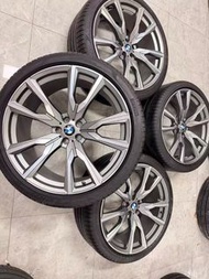 出寶馬 X5X6X7原廠22吋輪轂，帶派拉利 P ZERO 輪胎