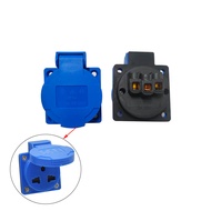 10-16A power socket waterproof and dustproof 10-16A 3-hole universal socket
