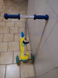 Mini Micro 三輪滑板車