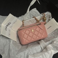 原價售 ‼️ Chanel 23k 金球 化妝長盒 粉紅色
