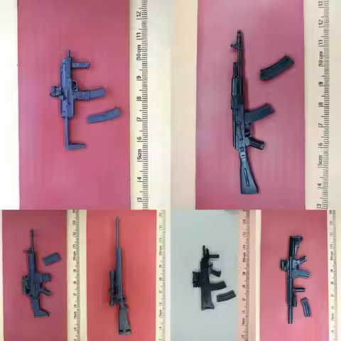 MK-18 UMP45 SMG RPK MP7 AK74M SCAR M24 L22 1/12 Scale PVC Plastic Mini Gun Weapon Accessory Model fo