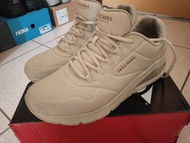 Skechers uno2 奶油白