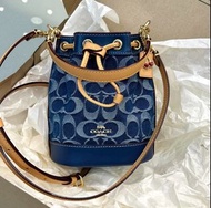 COACH 蔻馳丹寧香布蕾小水桶包復刻回歸｜香港順豐配送
