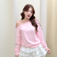 JARINYA (S-M) เสื้อปาดไหล่แขนยาวสีพื้นปัก JY