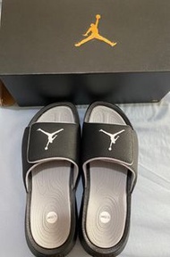 NIKE   AJ  air jordan   拖鞋  shoes   SIZE 36---- 45     Every size is available