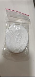 ALEXANDER MCQUEEN 白色鞋帶