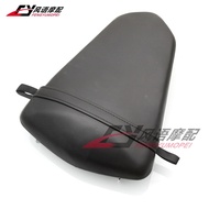 Suitable for Yamaha YZF-R3 R3 MT-03 R25 15-20 Rear Seat Bag Rear Seat Cushion Seat Bag Leather Seat
