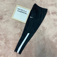 READYSTOCK NIKE TRACKSUIT (LINE PUTIH)