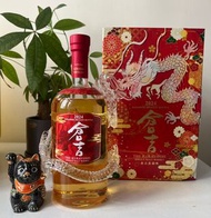 < 冬の大割引 : >倉吉 2024 龍年 辰歲 數量限定 之日本極精緻手作酒瓶  The Kurayoshi  Single Malt Whisky 700ml (禮盒）(歡迎 三得利 響 山崎 白