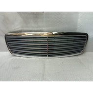MERCEDES-BENZ W211 RADIATOR GRILLE ASSY