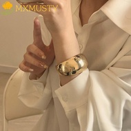 MXMUSTY Curve Wide Open Bangle, Exaggerated Glossy Surface Metal Arc-shaped Bracelet, Accessories Ge