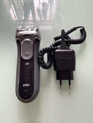 Braun S3 3050cc 鬚刨連充電器