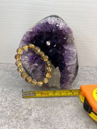晶鎮。方解石。紫晶