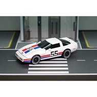 Chevrolet Corvette 1990 ZR-1/White 55