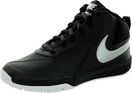 BOYS TEAM HUSTLE D 7 (PS) BASKETBALL SHOES (10.5 M US Little Kid, Black/Mtllc Silver/White/Blk)