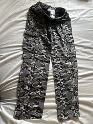 Columbia 女裝迷彩褲