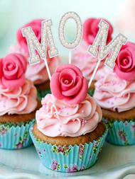 3入組珍珠"MOM"蛋糕插牌，適用於母親節生日蛋糕裝飾，杯子蛋糕裝飾，適合家庭聚會、生日派對、母親節用品和蛋糕裝飾