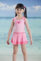 Ａ＆Ｔ【免運費】女童粉紅條紋連身泳衣(附帽)＄原價1100~67789~M.L.XL.2L.