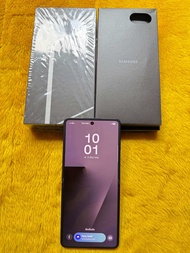 Samsung Galaxy Z Flip7-512GB.