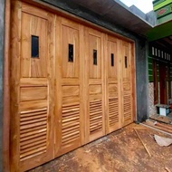 pintu garasi sliding , pintu garasi kayu jati , pintu garasi jati 1