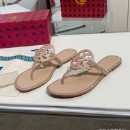 B05X Tor '''rch Diamond Flat Slippers Women Fashion Rhinestone Rivets Flip-Flops Female