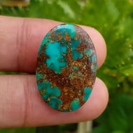 BATU PIRUS PERSIA HIJAU TUA URAT EMAS