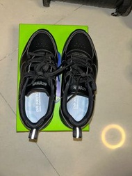 Dr.Kong 護士鞋／制服鞋／波鞋