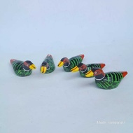 5pcs Mini Ducks painted wooden decorative displays 1 set of 5 pieces