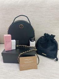 Giorgio Armani 專櫃化妝袋包安裝
