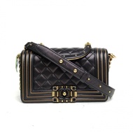 CHANEL Leboy小號黑色羊皮24開琺瑯扣金色邊皮手柄