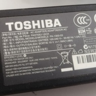 19v 1.58a charger adapter Original