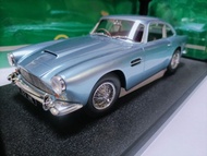 Cult 1 18 Aston Martin Martin Two-Door Sports Car Model Aston Martin DB4 1958 Metallic Blue