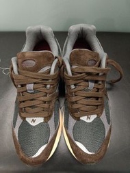 New Balance 2002R